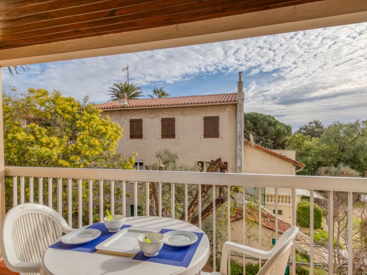Search and Stay destination Fréjus, Provence-Alpes-Côte d'Azur - France from AU$ 137. L'Espelido