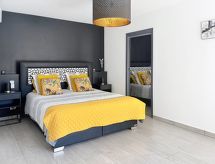 L'Oustaloun: Vrijstaande villa met privézwembad op 900m van het strand - thumbnail 4