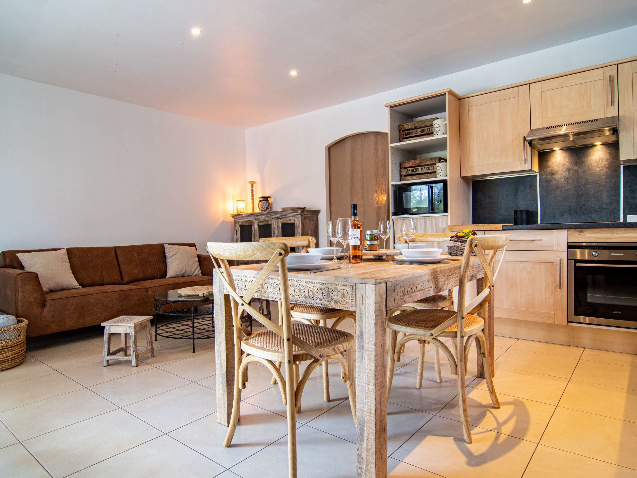 Kitchen / Dining Room