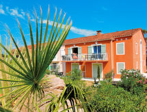 Ruim appartement met airco nabij golfterrein en strand in Saint Aygulf - thumbnail 2