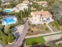 L'Escarpe des Arbousiers: Luxe villa met zwembad, 300m van zee, Côte d'Azur - thumbnail 1