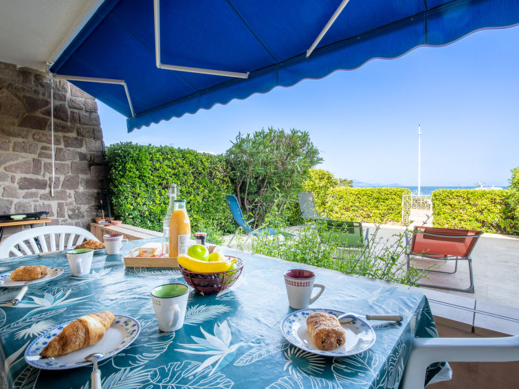 4-persoons appartement met zeezicht in Roquebrune sur Argens in Roquebrune sur Argens