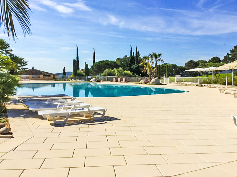 APARTMENT GOLF DE ROQUEBRUNE