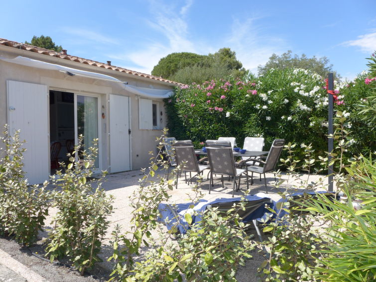 Le Green Village Accommodation in Roquebrune Sur Argens