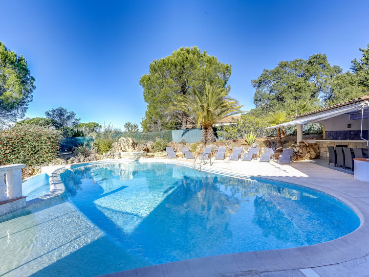 Villa Chopin: luxe villa met verwarmd zwembad in Roquebrune sur Argens in Roquebrune sur Argens