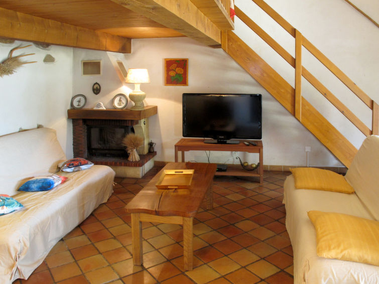 Search and Stay destination Roquebrune-sur-Argens, Provence-Alpes-Côte d'Azur - France from AU$ 168. Mas du Combaud