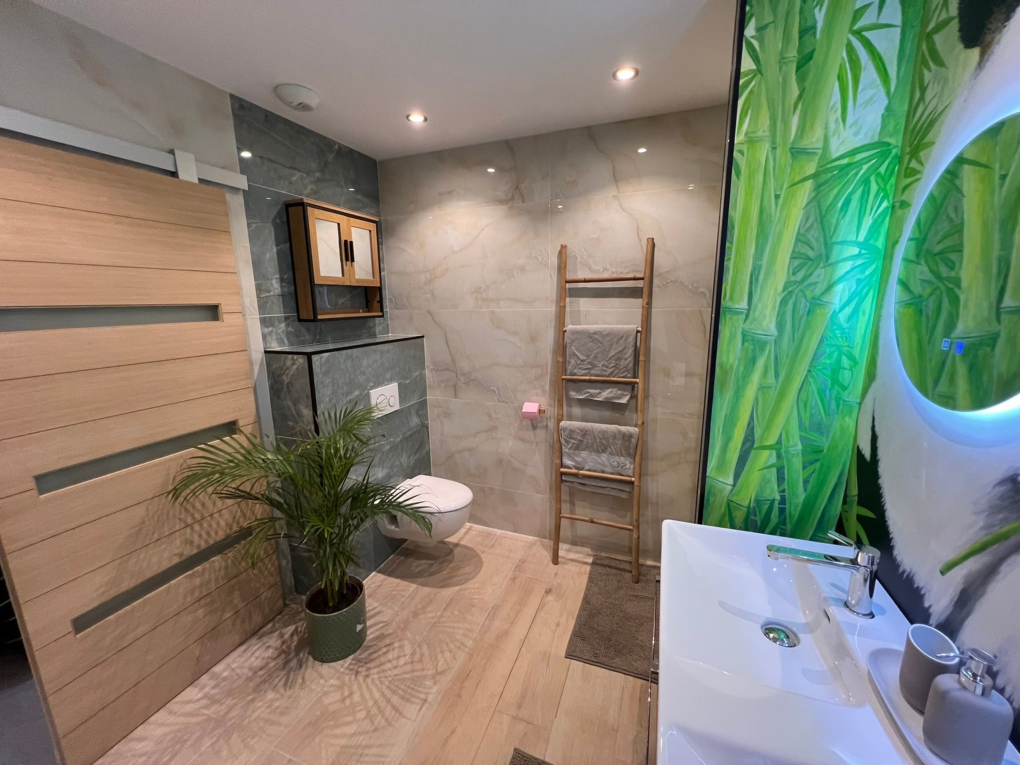 Villa 3 Schlafzimmer beheizter Pool privater Jacuzzi-Binnen