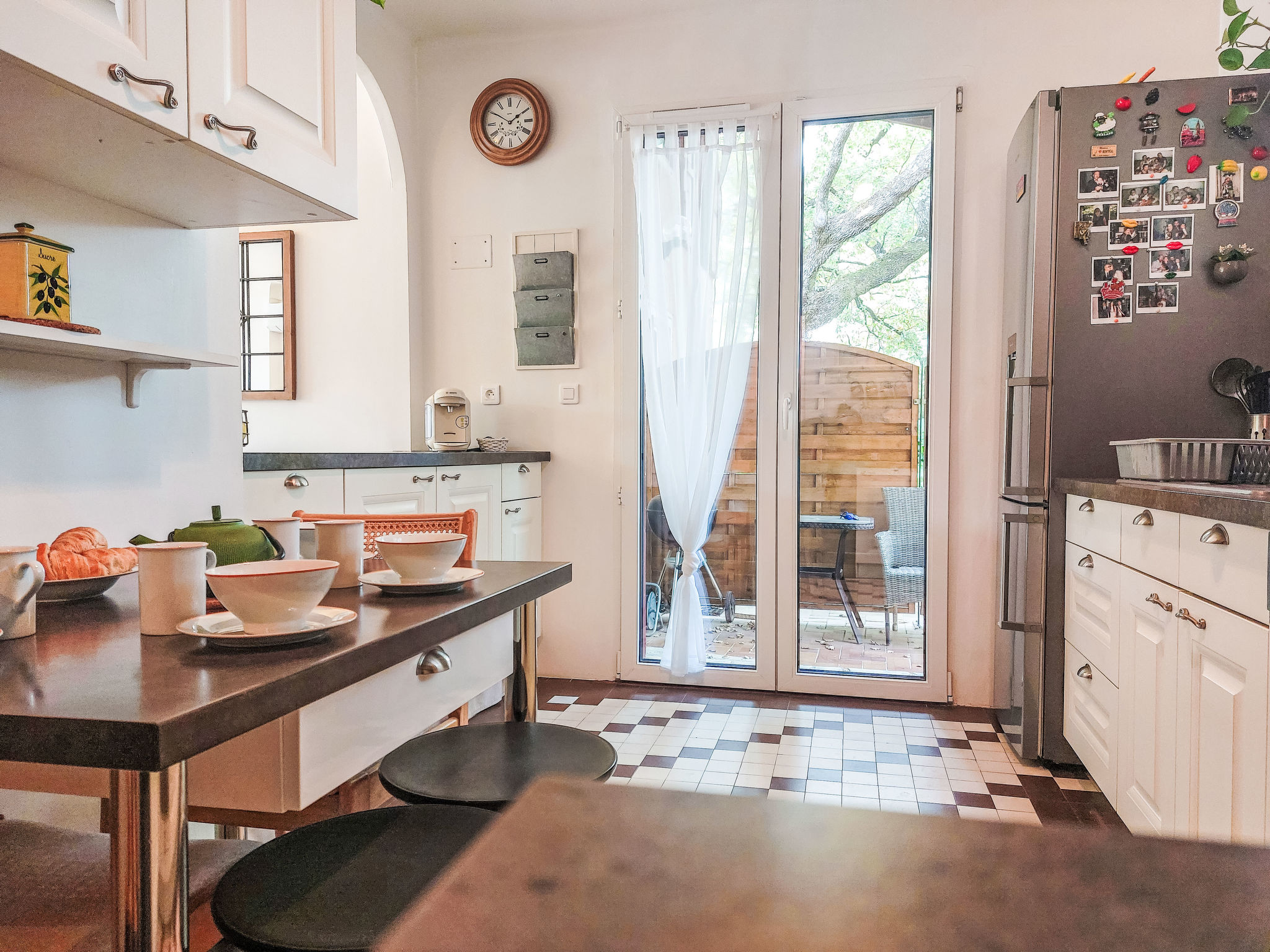 Les Pierres Fleuries-Inside