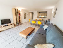 Licht appartement op 100 meter van het zandstrand in Saint-Raphaël - thumbnail 4