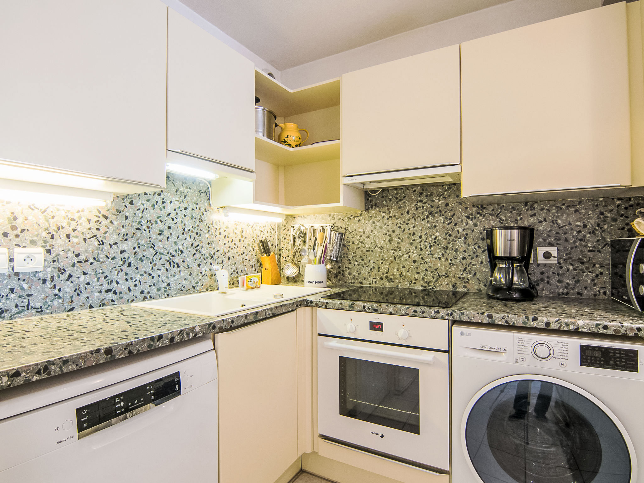 Photo of Le Magellan