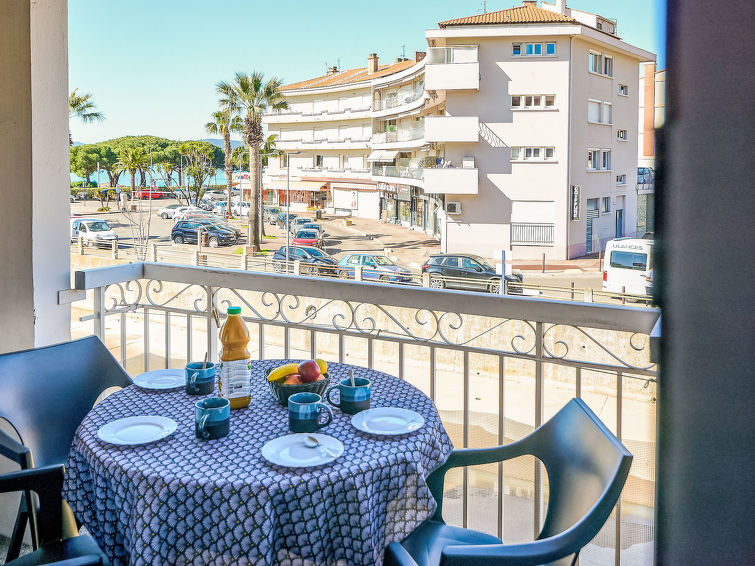 Aan het strand: Charmant appartement in Saint-Raphaël in Saint-Raphaël