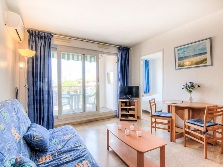 Le Vieux Port Apartment in Saint Raphael