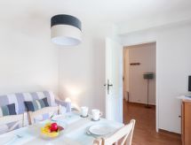 4-persoons appartement met verwarmd zwembad in Saint-Raphaël - thumbnail 2