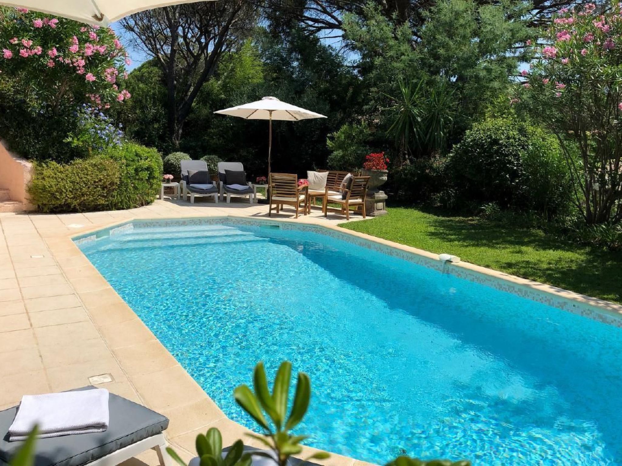 Vakantiehuis met privé zwembad in Saint-Raphaël (Frankrijk) voor 6 personen