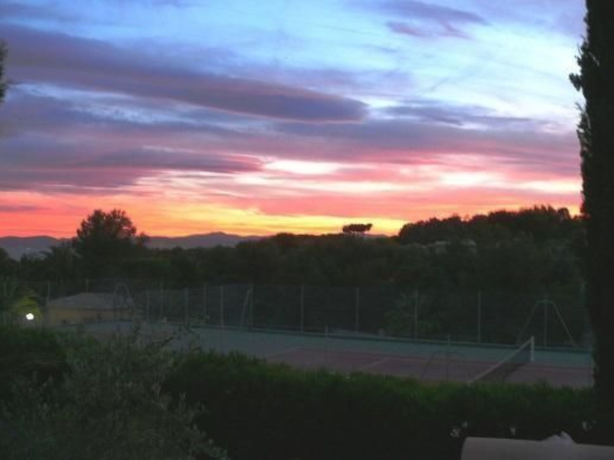 Casa vacanze "Allée des marjolaines" (Majoranallee)-Draußen