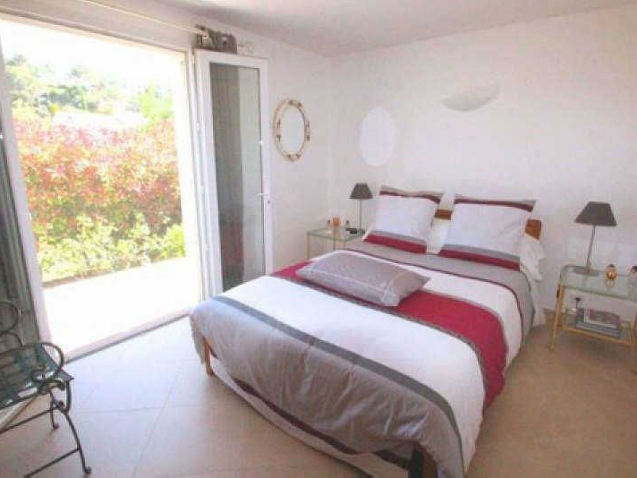 Die Sonne der Côte d'Azur-Binnen