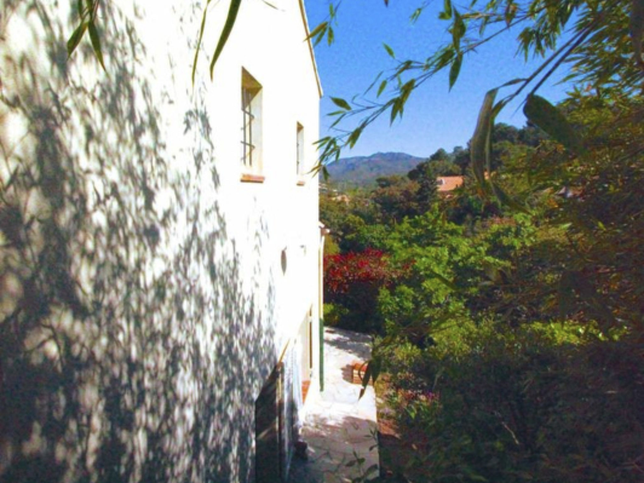 Die Sonne der Côte d'Azur-Binnen