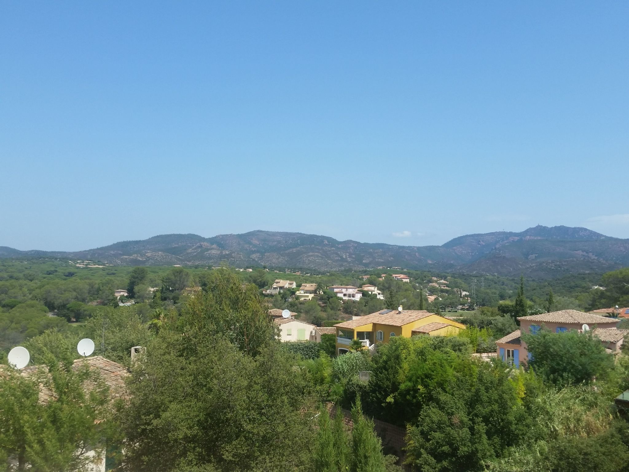 Die Sonne der Côte d'Azur-Binnen