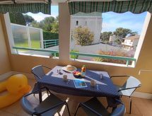 Knus appartement op 200 meter van het strand in Saint-Raphaël - thumbnail 1