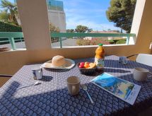 Knus appartement op 200 meter van het strand in Saint-Raphaël - thumbnail 4