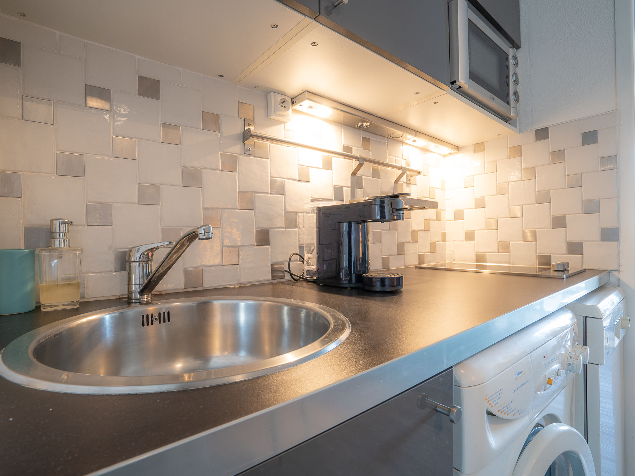 Photo of Le Village (C8 245)