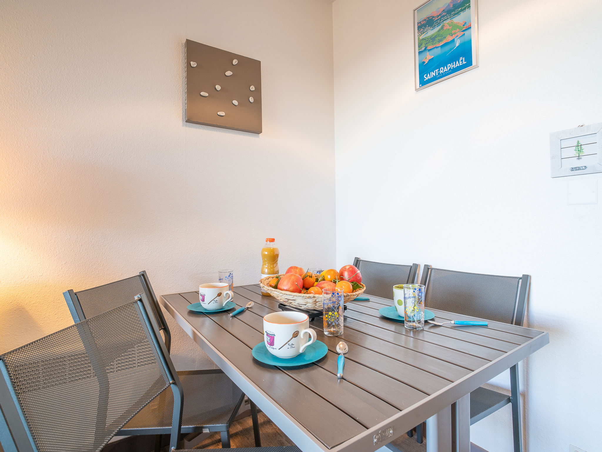 Photo of Le Village (C8 245)