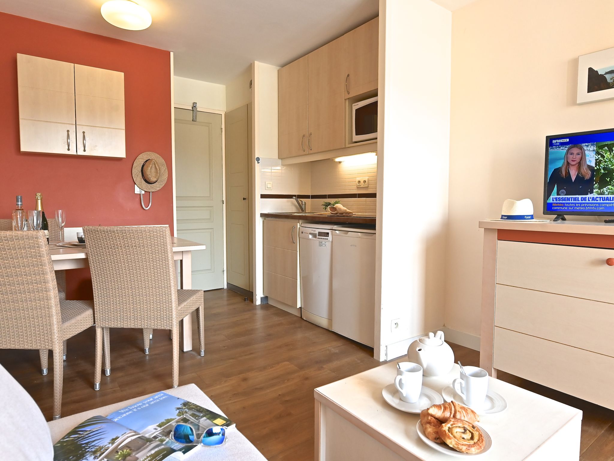 Photo of Le Village (B1 418)