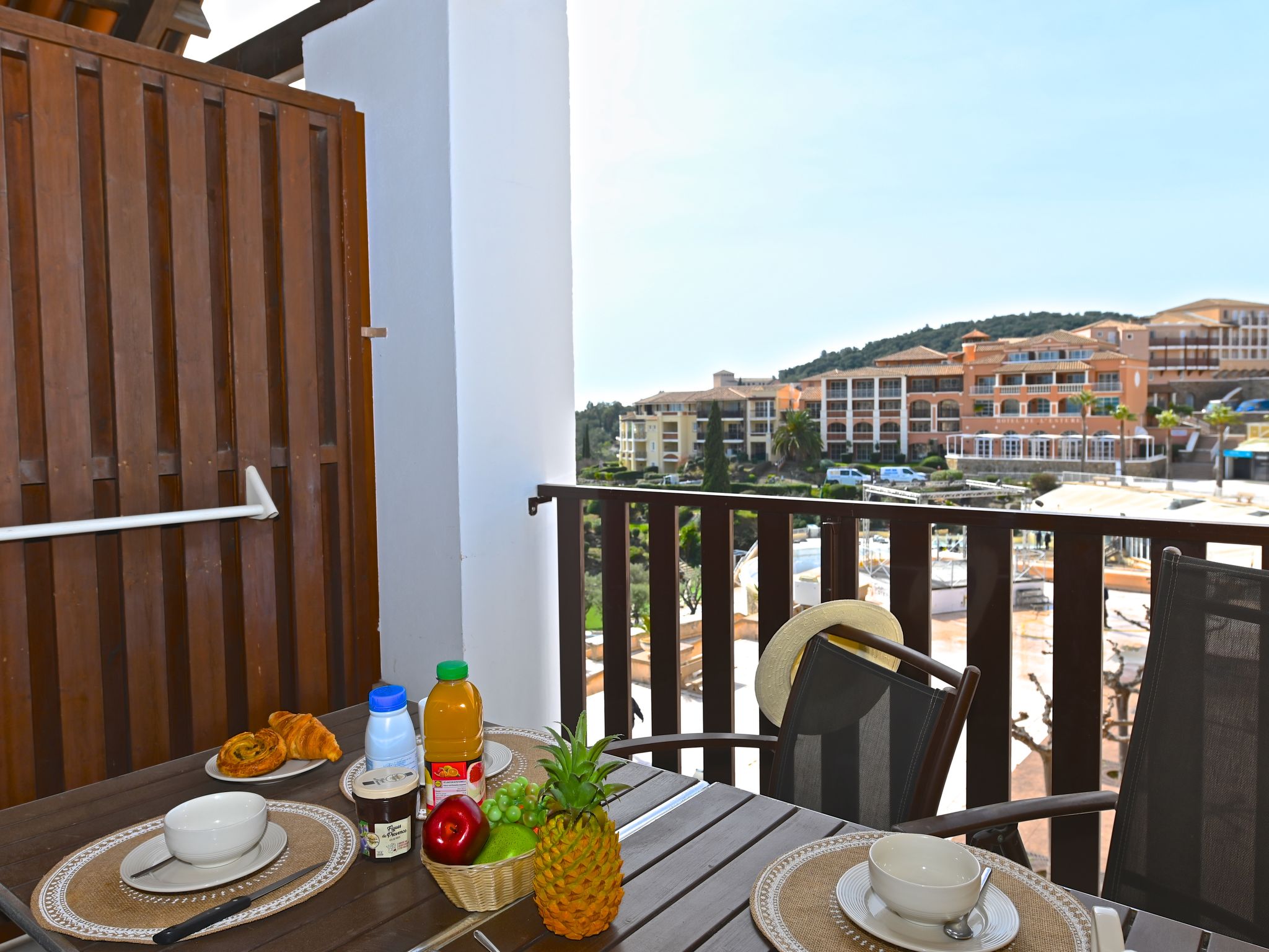 Photo of Le Village (B1 418)