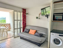 Knusse studio voor 4 aan de Côte d'Azur in Agay, met zwembaden en zeezicht - thumbnail 3