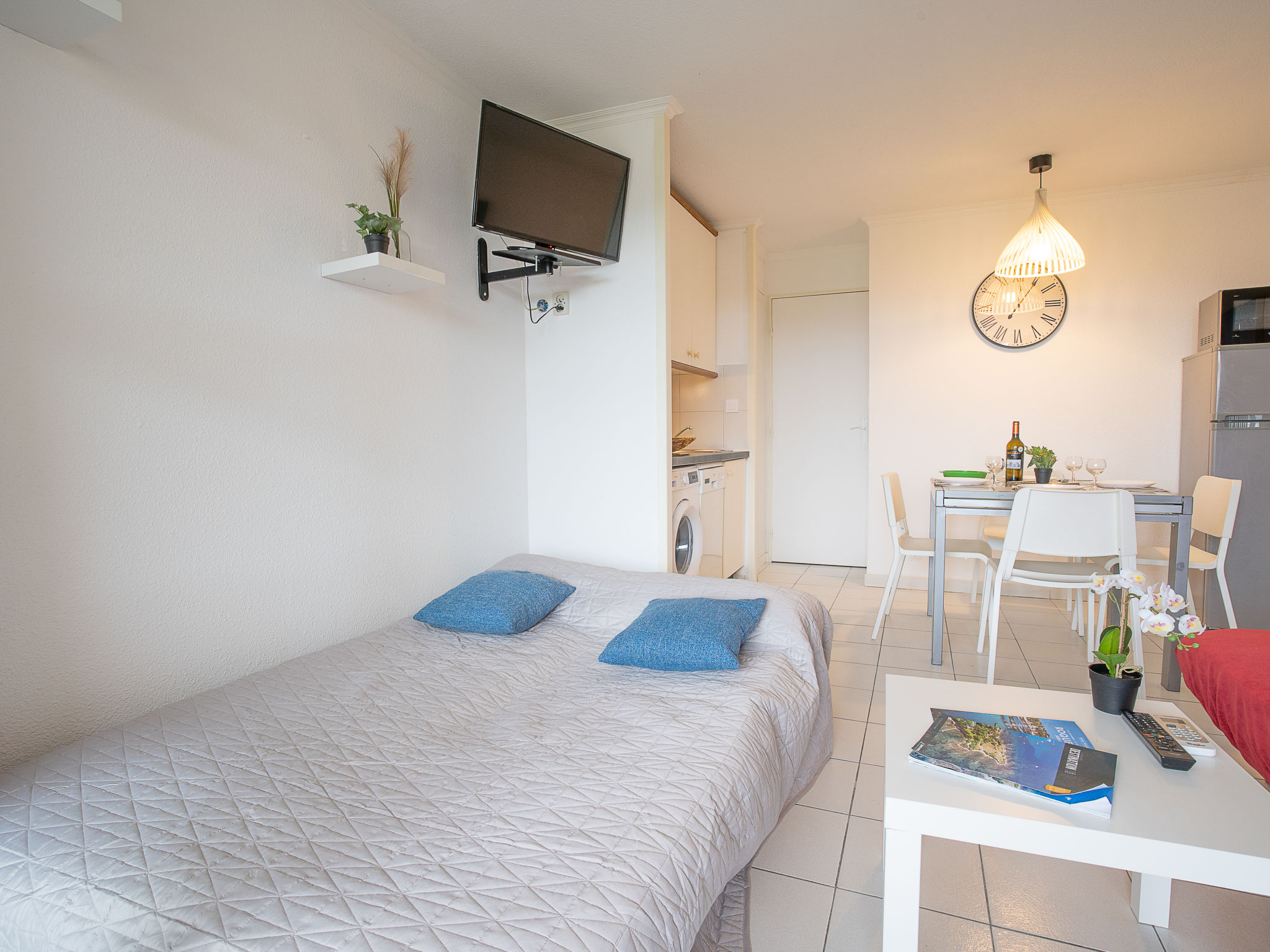 Photo of Le Village (C9 279)