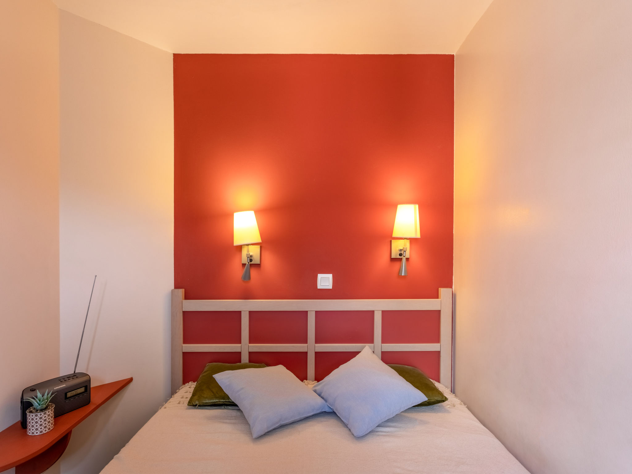 Photo of Le Village (C4319)