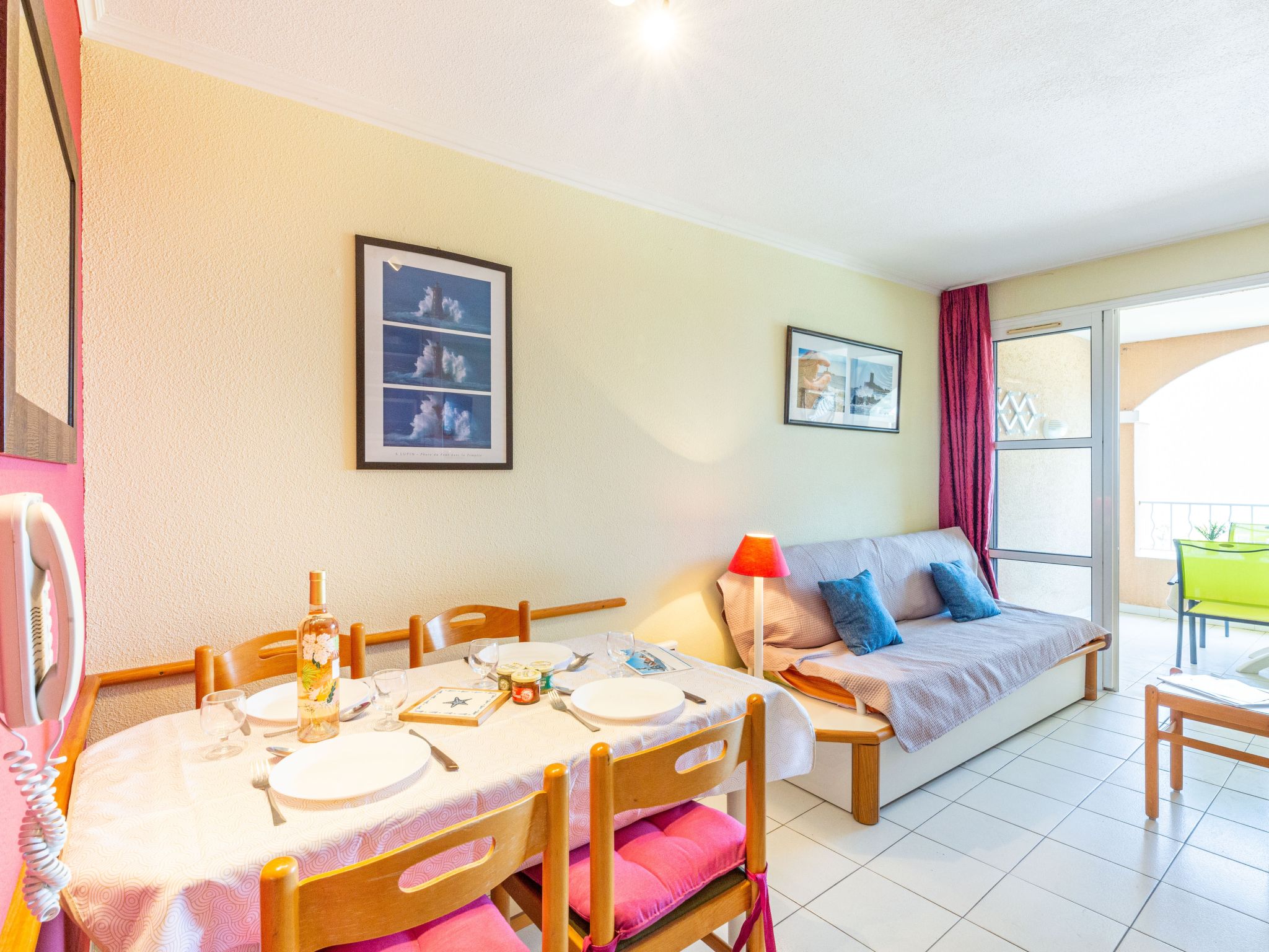 Photo of Le Village (E1 214)