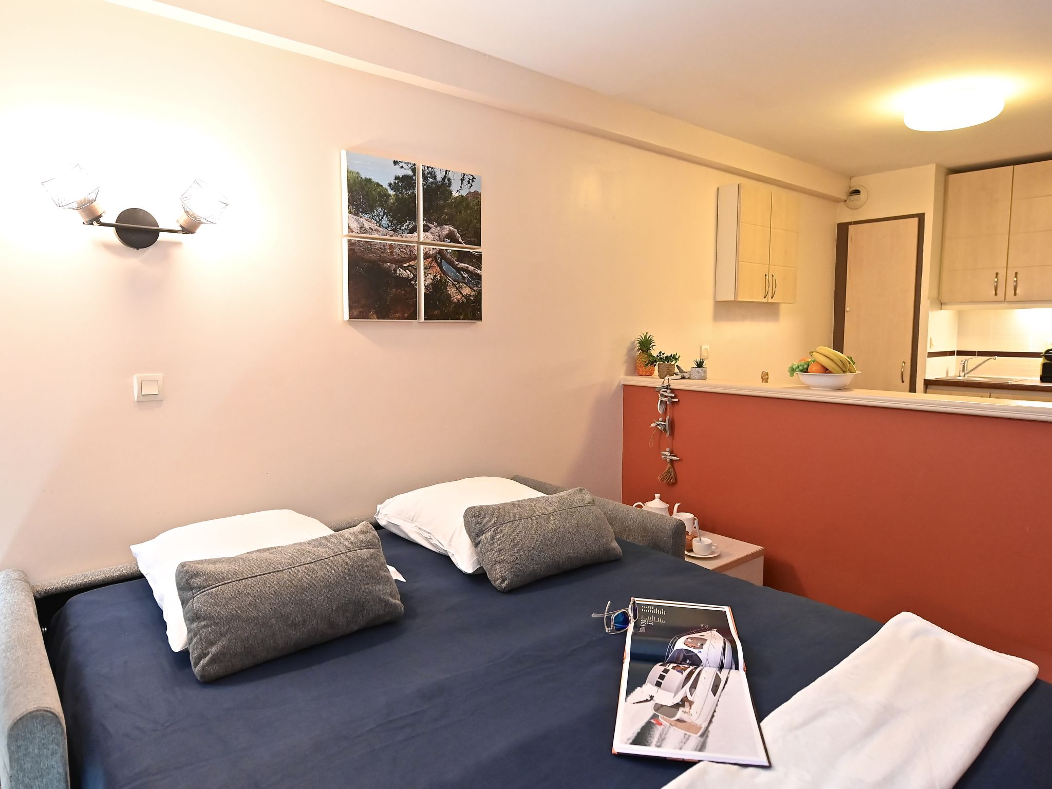 Photo of Le Village (C6013)