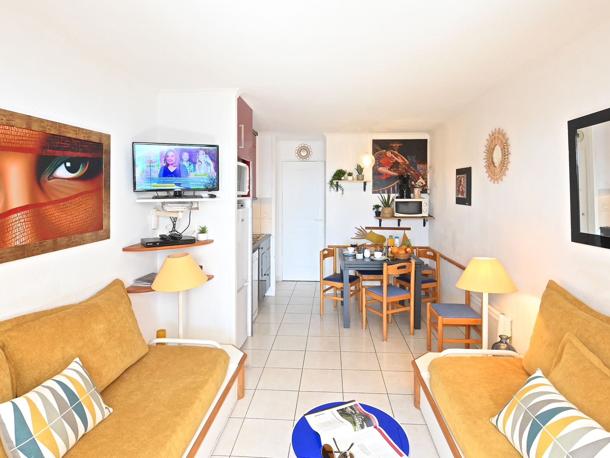 Photo of Le Village (C0363)