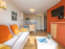Knusse studio voor 5 aan de Côte d'Azur, direct bij golfbaan Cap Estérel - thumbnail 2