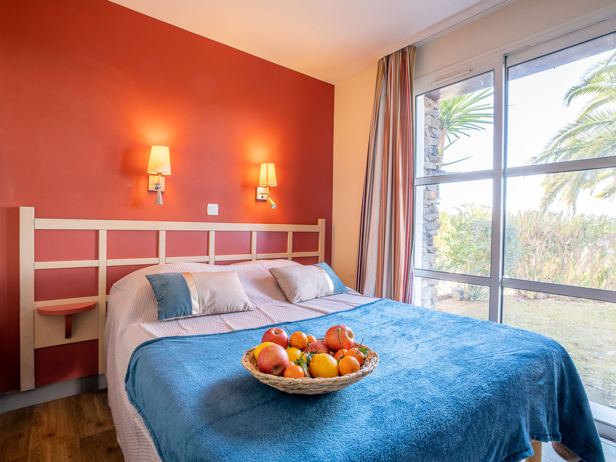 Photo of Le Village (C4 010)