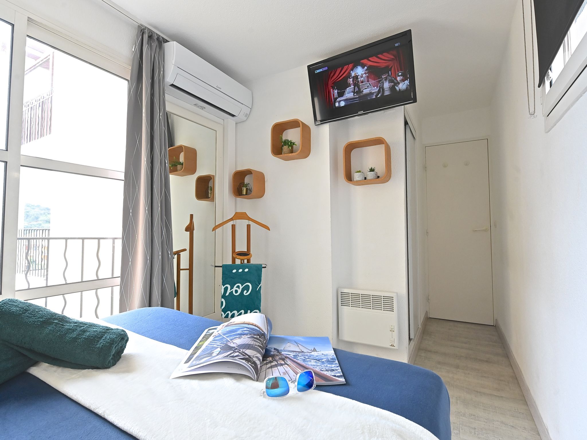 Photo of L'Esquinade (H5 201)