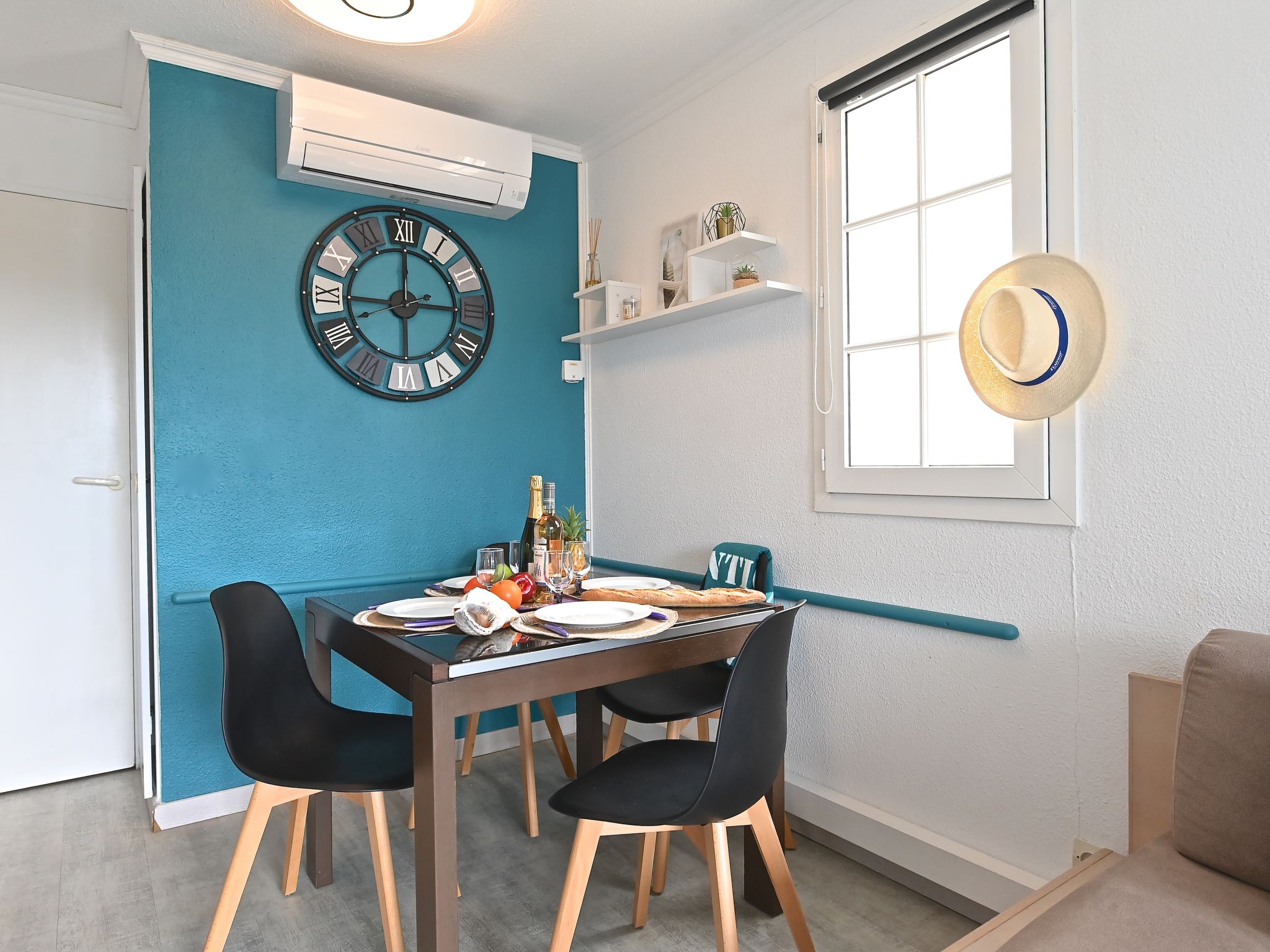 Photo of L'Esquinade (H5 201)