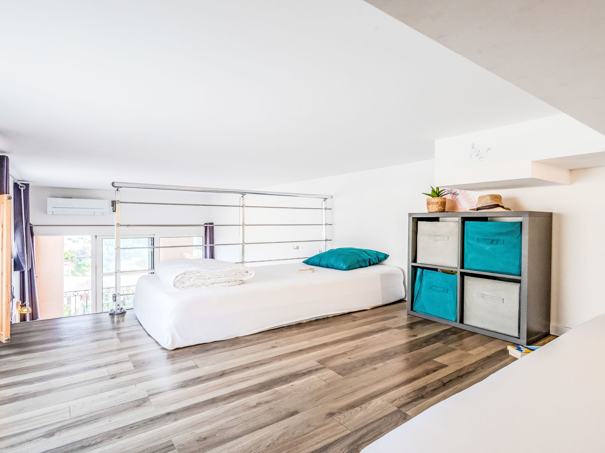 Photo of J6 174 L'Esquinade