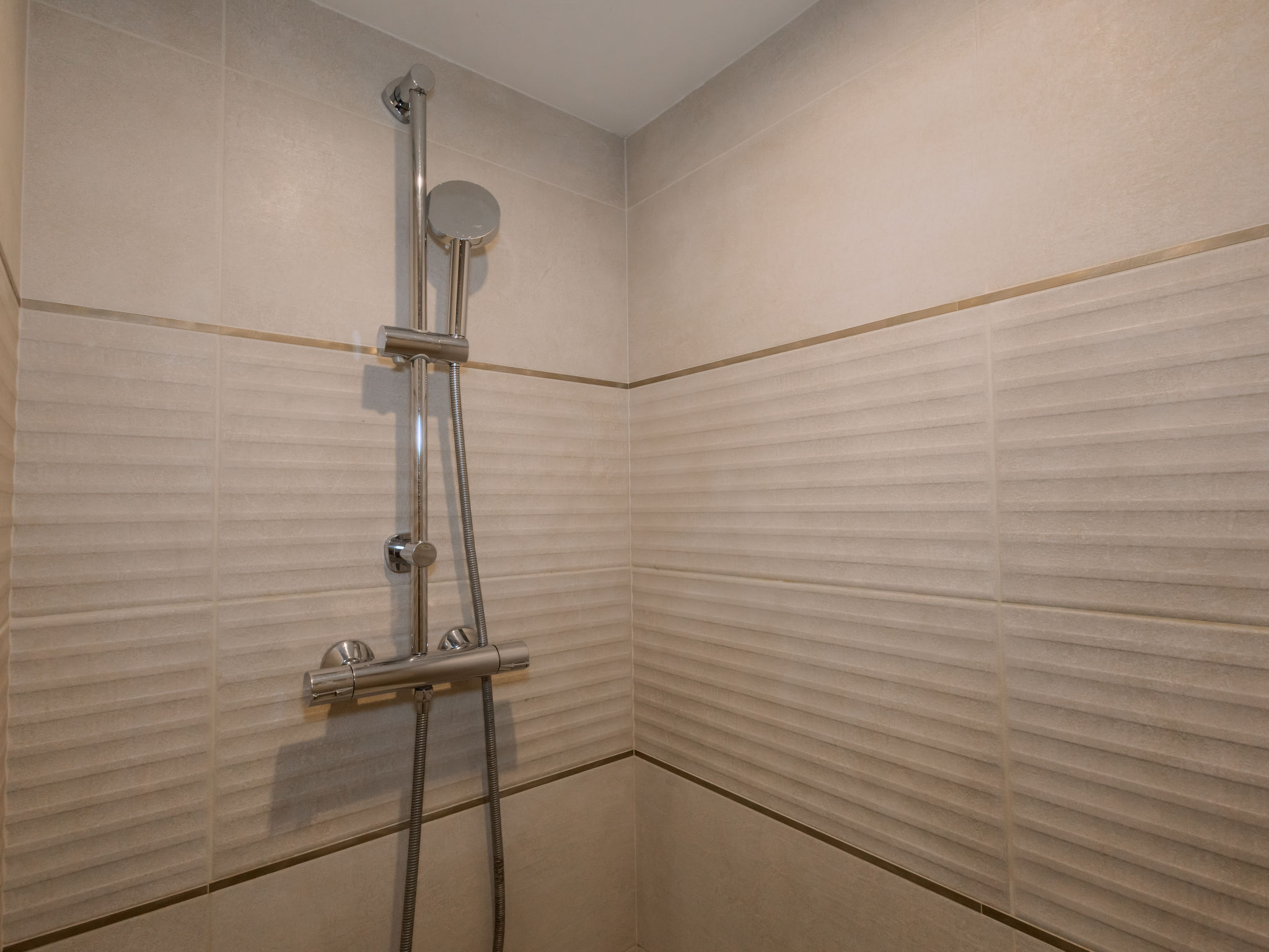 Photo of J6 174 L'Esquinade