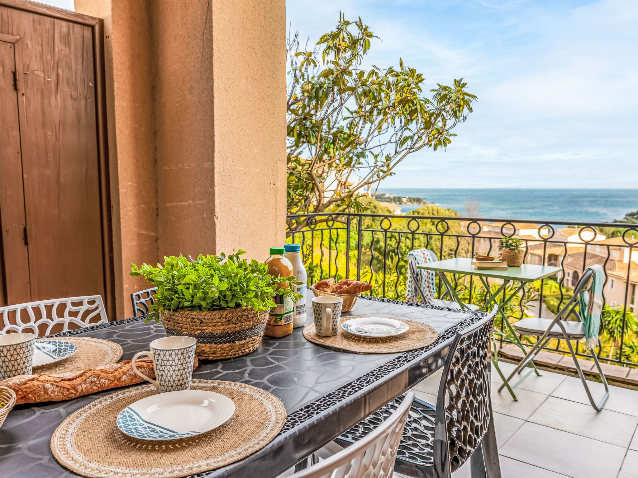 Photo of J6 174 L'Esquinade