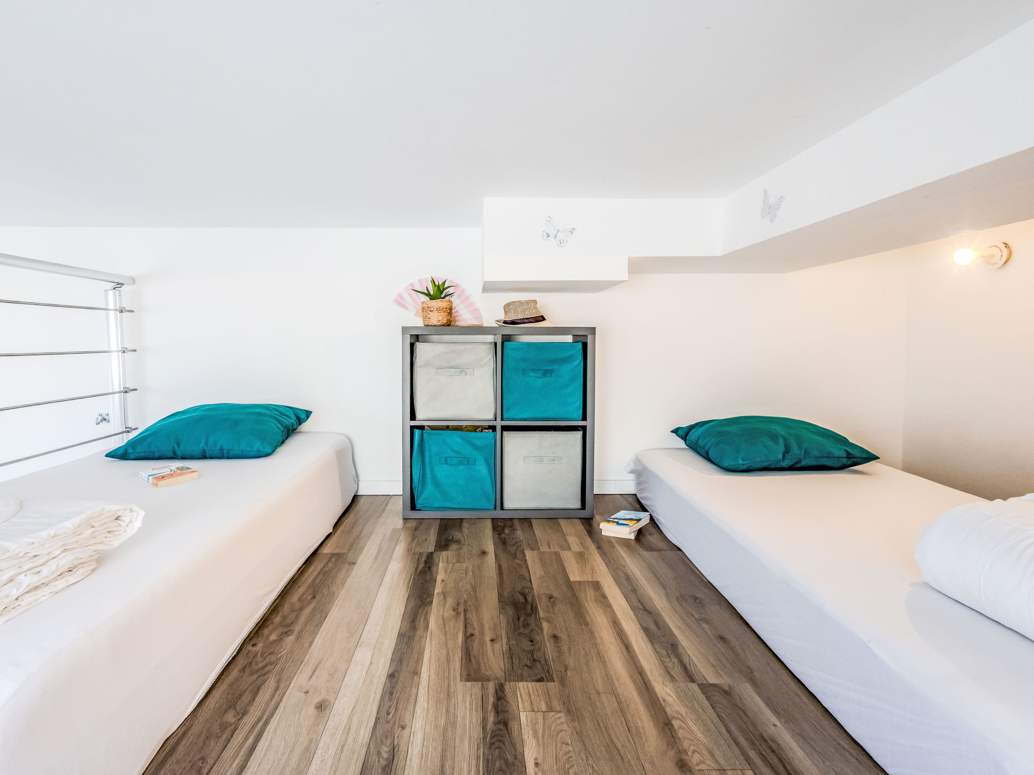 Photo of J6 174 L'Esquinade