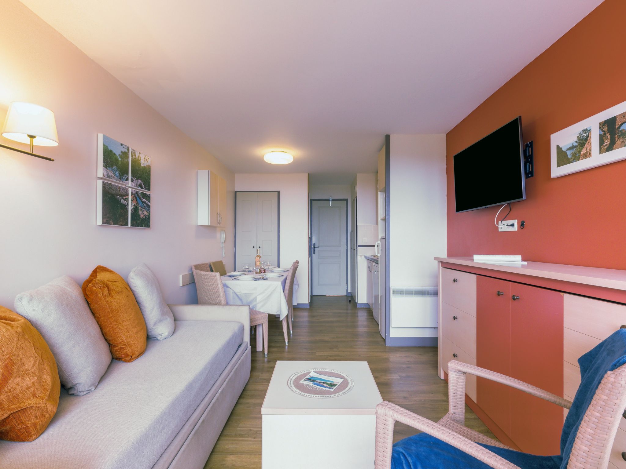 Photo of L'Esquinade (P3 213)