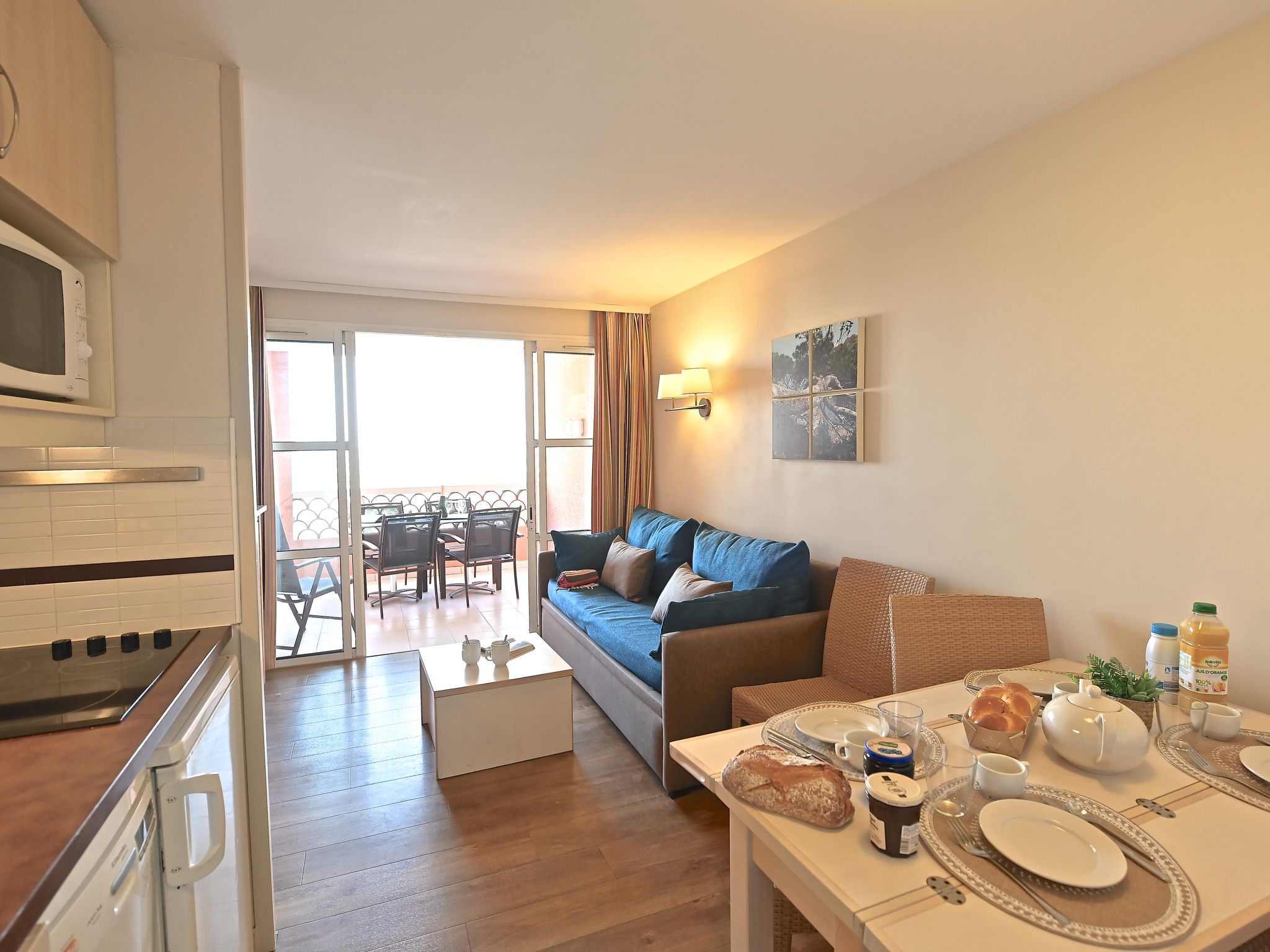 Photo of L'Esquinade (P5 317)