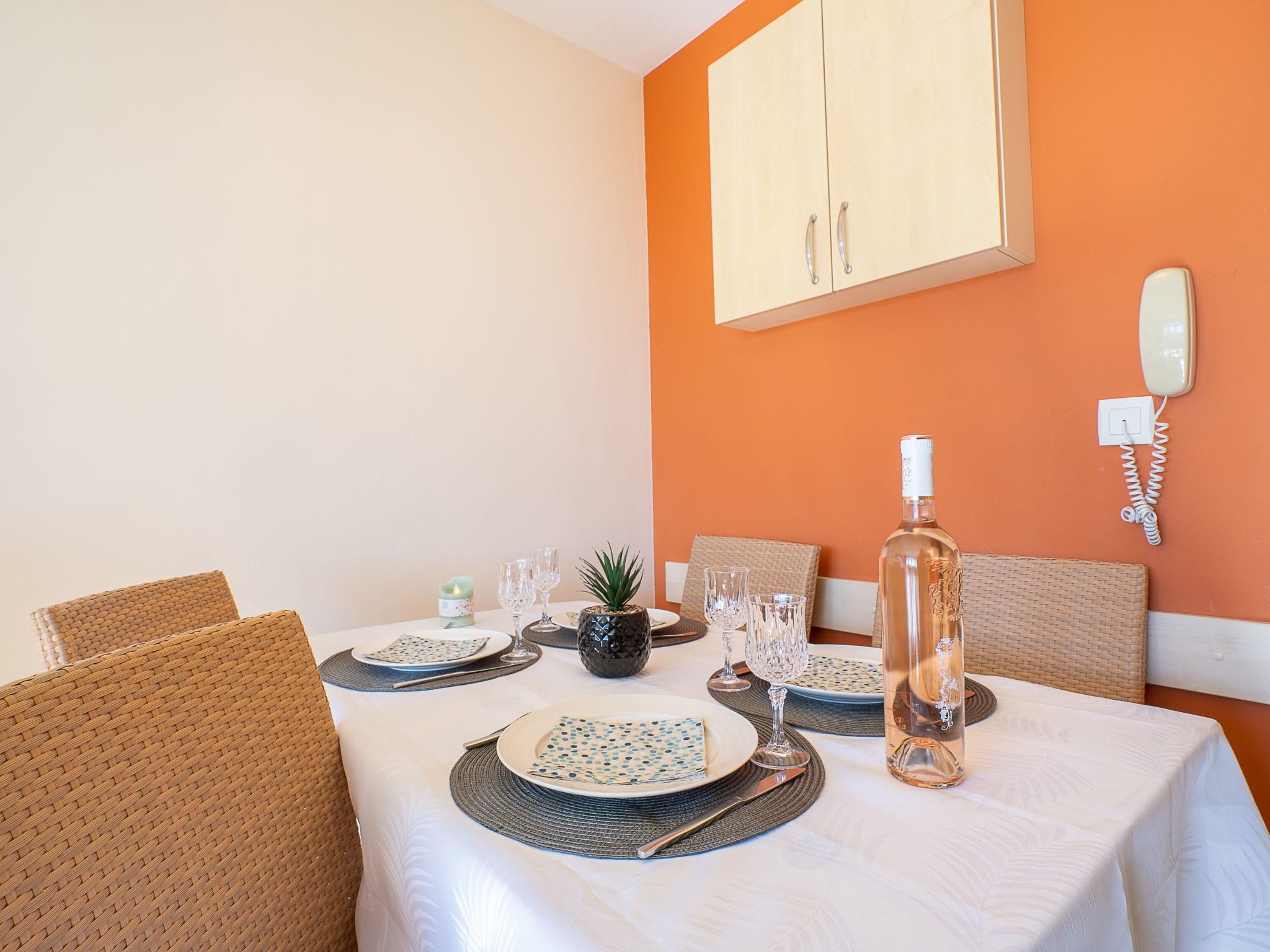 Photo of L'Esquinade (J4 332)