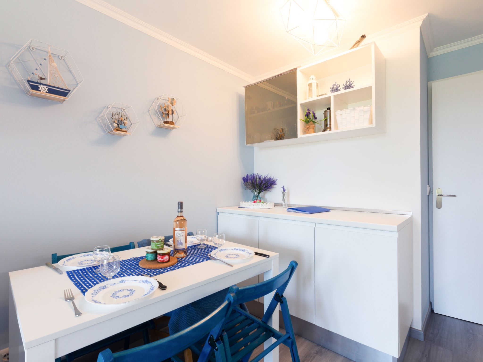 Photo of L'Esquinade (F6 019)