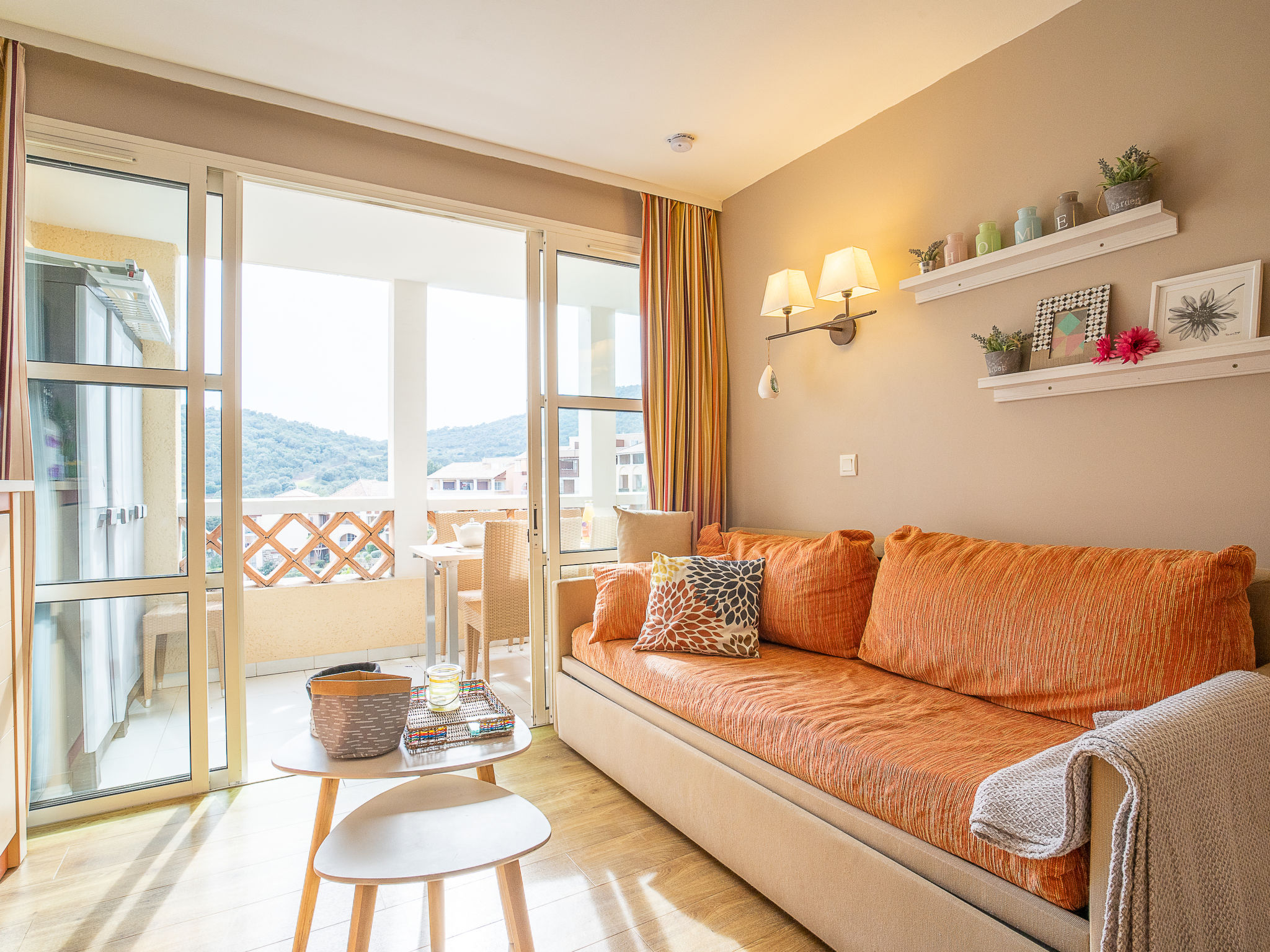 Photo of L'Esquinade P3 314