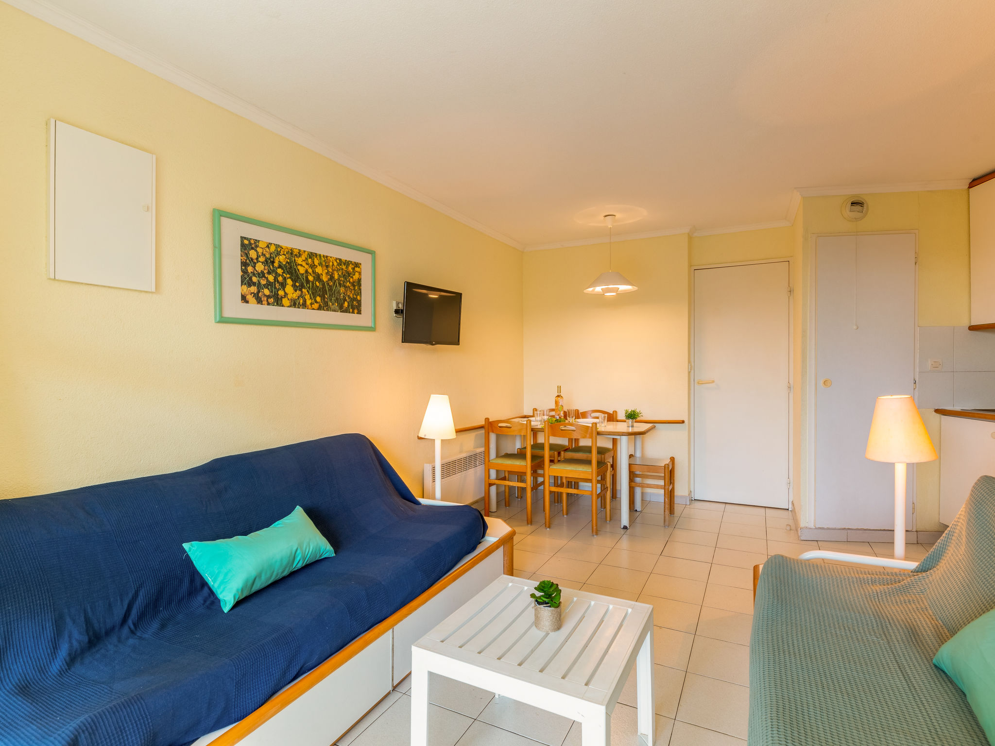 Photo of L'Esquinade (FH 012)