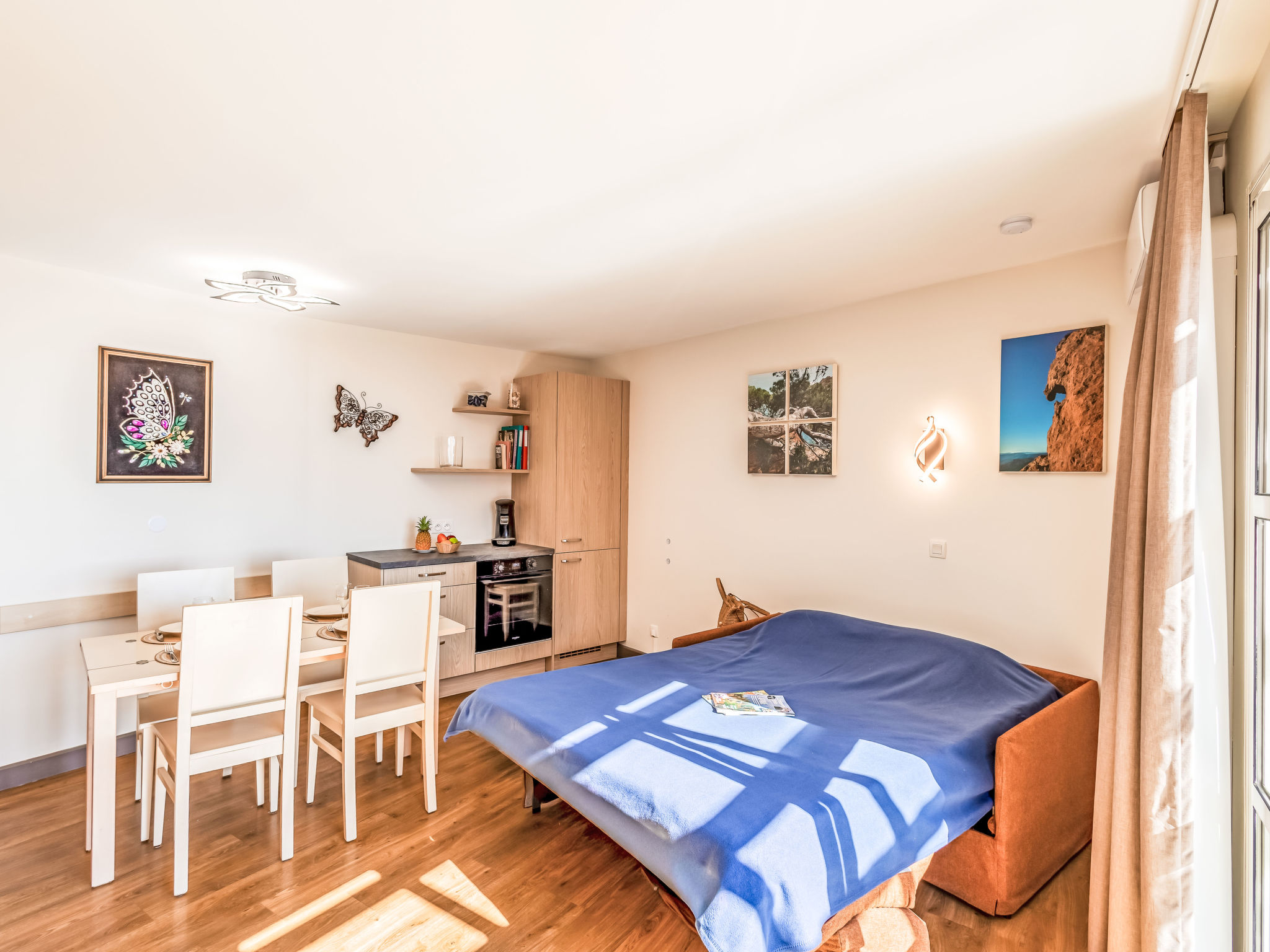 Photo of L'Esquinade (E3 333)