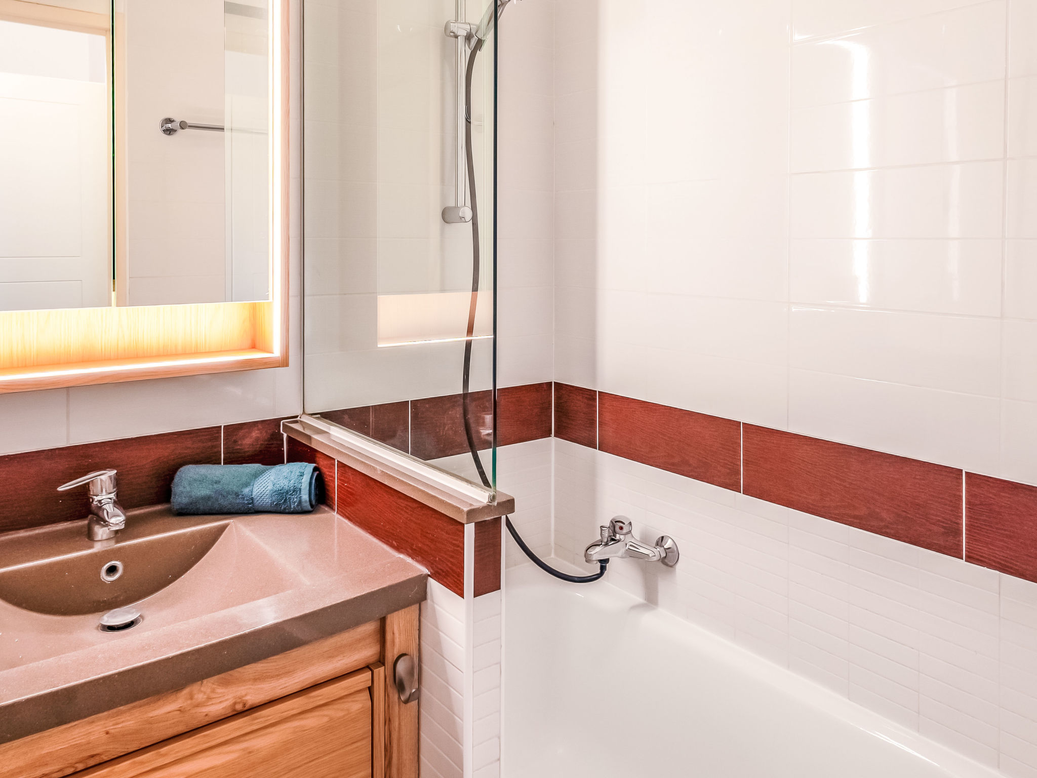 Photo of L'Esquinade (E3 333)